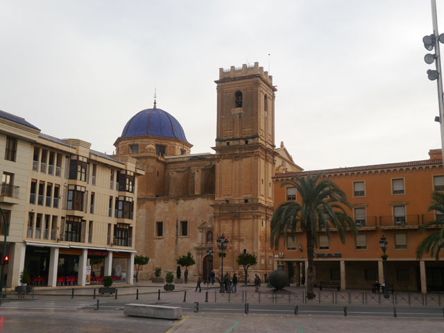 Torre de la basílica