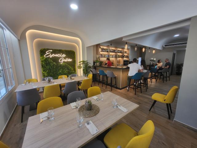Esencia Gastrobar