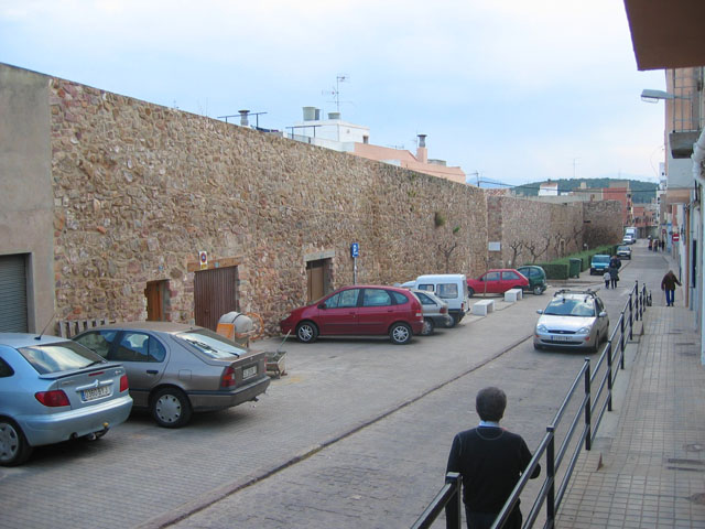 Muralla de Almenara