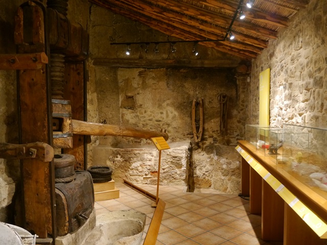 Casa del Cortijo y Ecomuseo de Aras de los Olmos