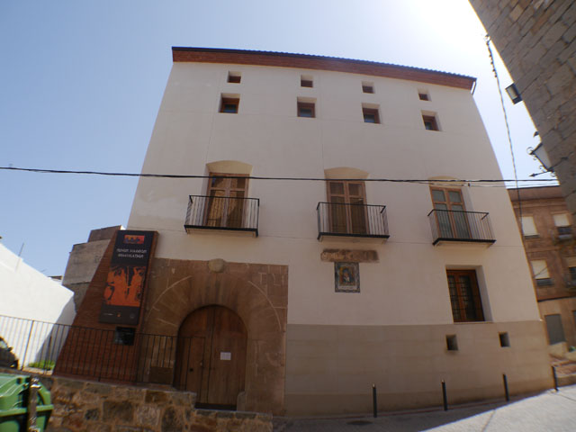Casa dels Berenguer - Centro de Interpretacion y Recepción de Visitantes