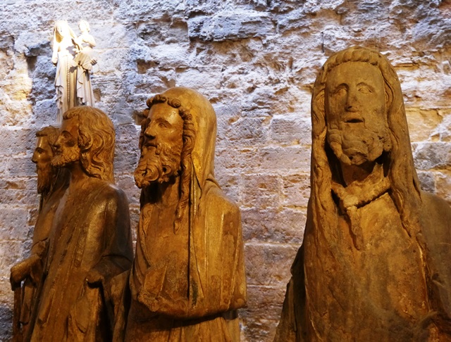 Esculturas Puerta de los Apóstoles - siglo XIV
