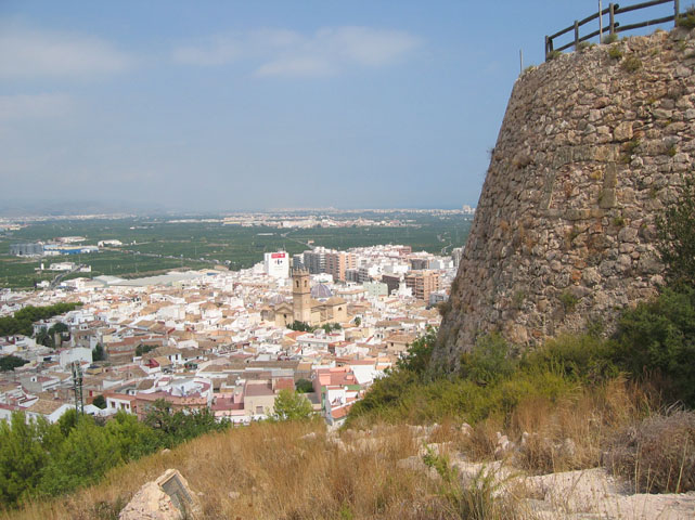 Vista de Oliva desde el castillo de Santa Ana